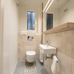 Bravissimo Mercaders, Beautiful 3 Bedroom Apartamento *