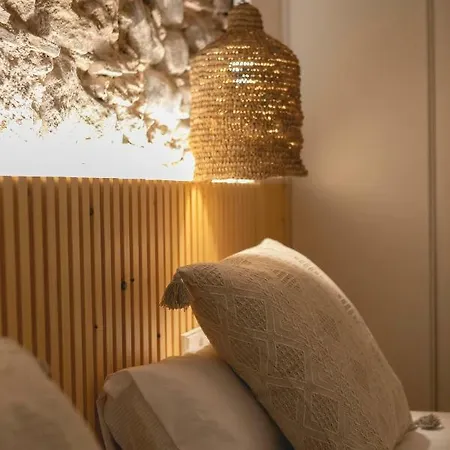 Bravissimo Mercaders, Beautiful 3 Bedroom Lägenhet Girona