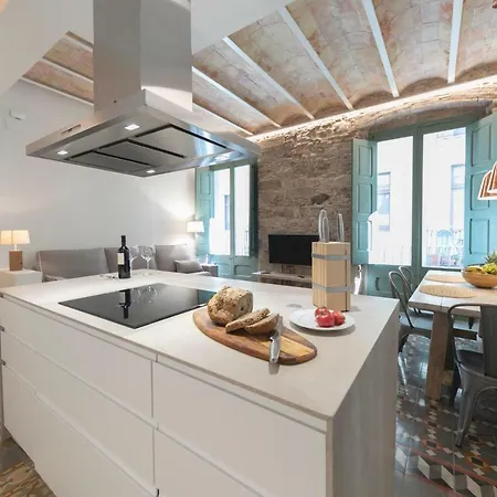 Bravissimo Mercaders, Beautiful 3 Bedroom Daire *